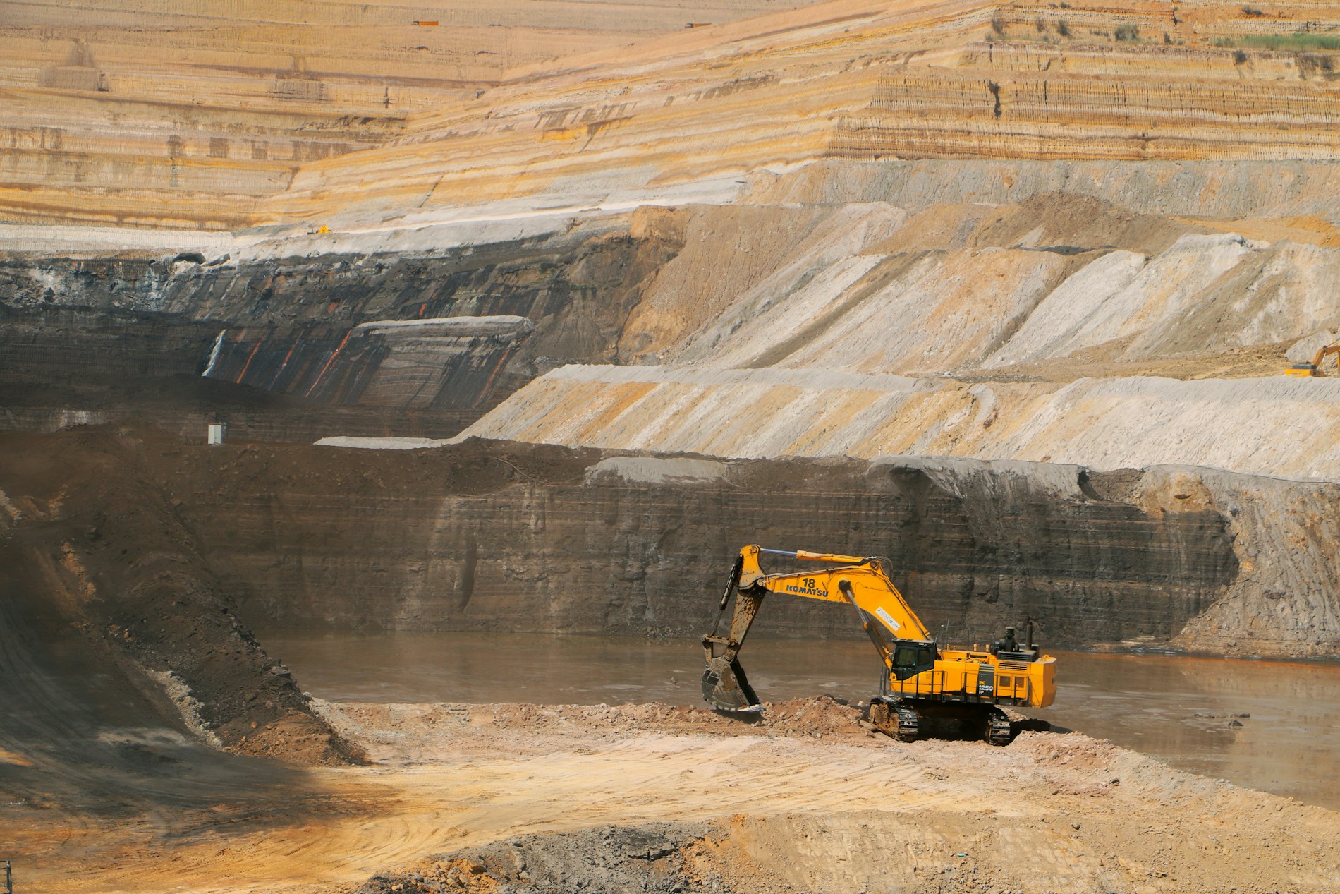 Heavy equipment operation site